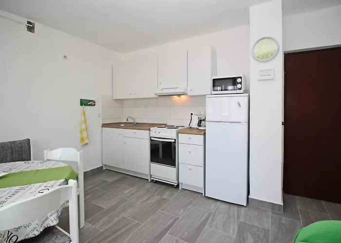 Rose 3 Appartement Baška